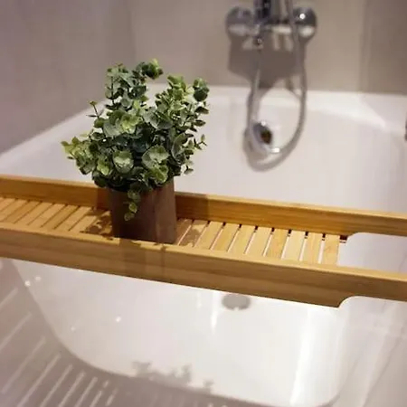 Ruhig - Frisch Renoviert - Zentral Daire Leipzig