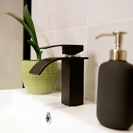 דירה Ruhig - Frisch Renoviert - Zentral